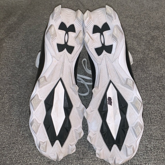 Under Armour Cleats - Picture 6 of 6